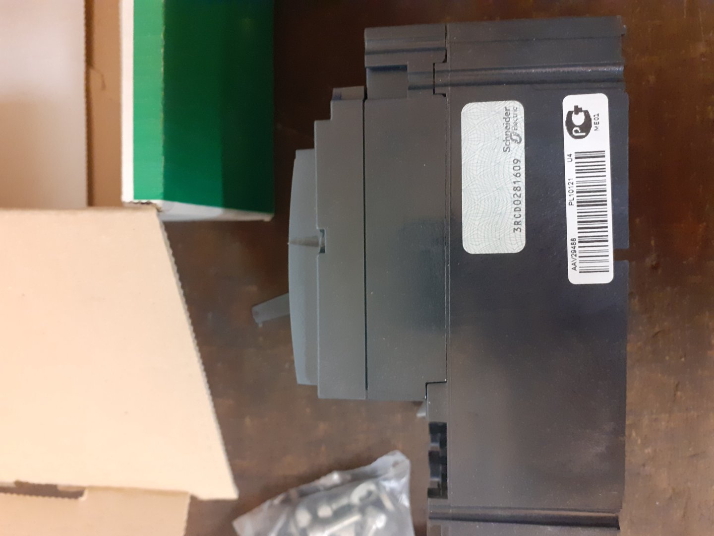 Compact NSX250N disjoncteur 250 A 4P sans déclencheur LV431411 SCHNEIDER