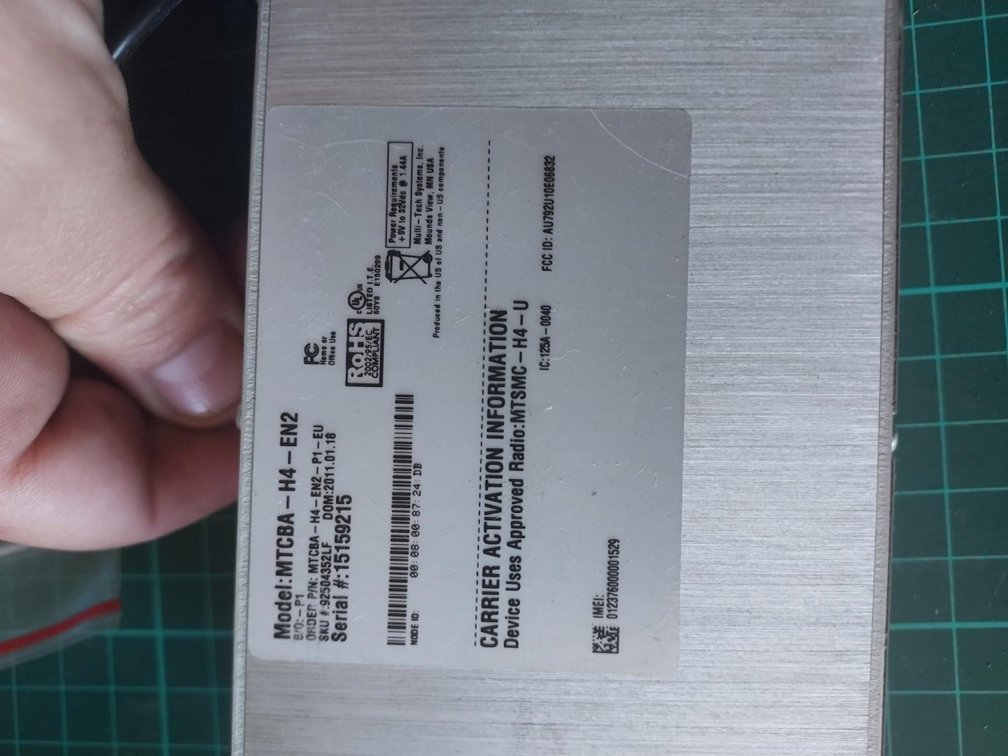 Routeur sans fil MTCBA-H4-EN2-P1-EU avec antenne et câble 10 ml MULTI-TECH