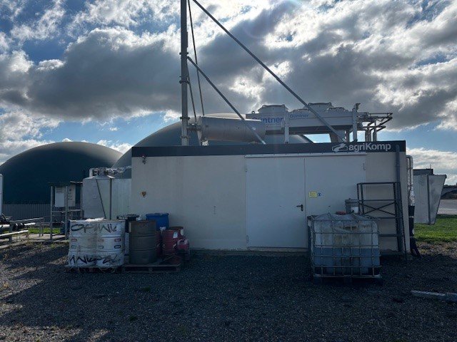 Cogeneration biogaz Agrikomp BGA 136 de 265 kW ( moteur scania+ generatrice leroy somer )